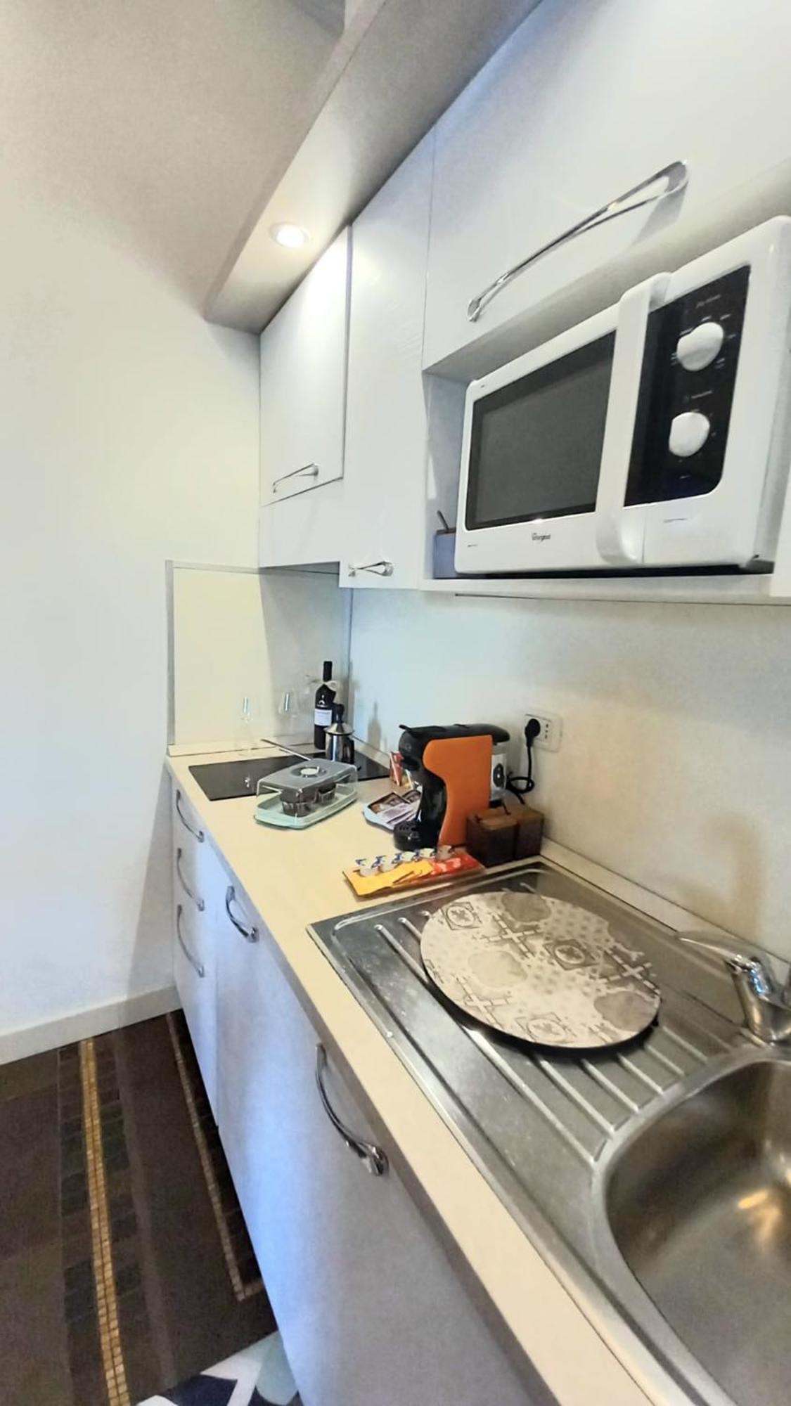 Regina Del Porto Apartment Бриндизи Екстериор снимка